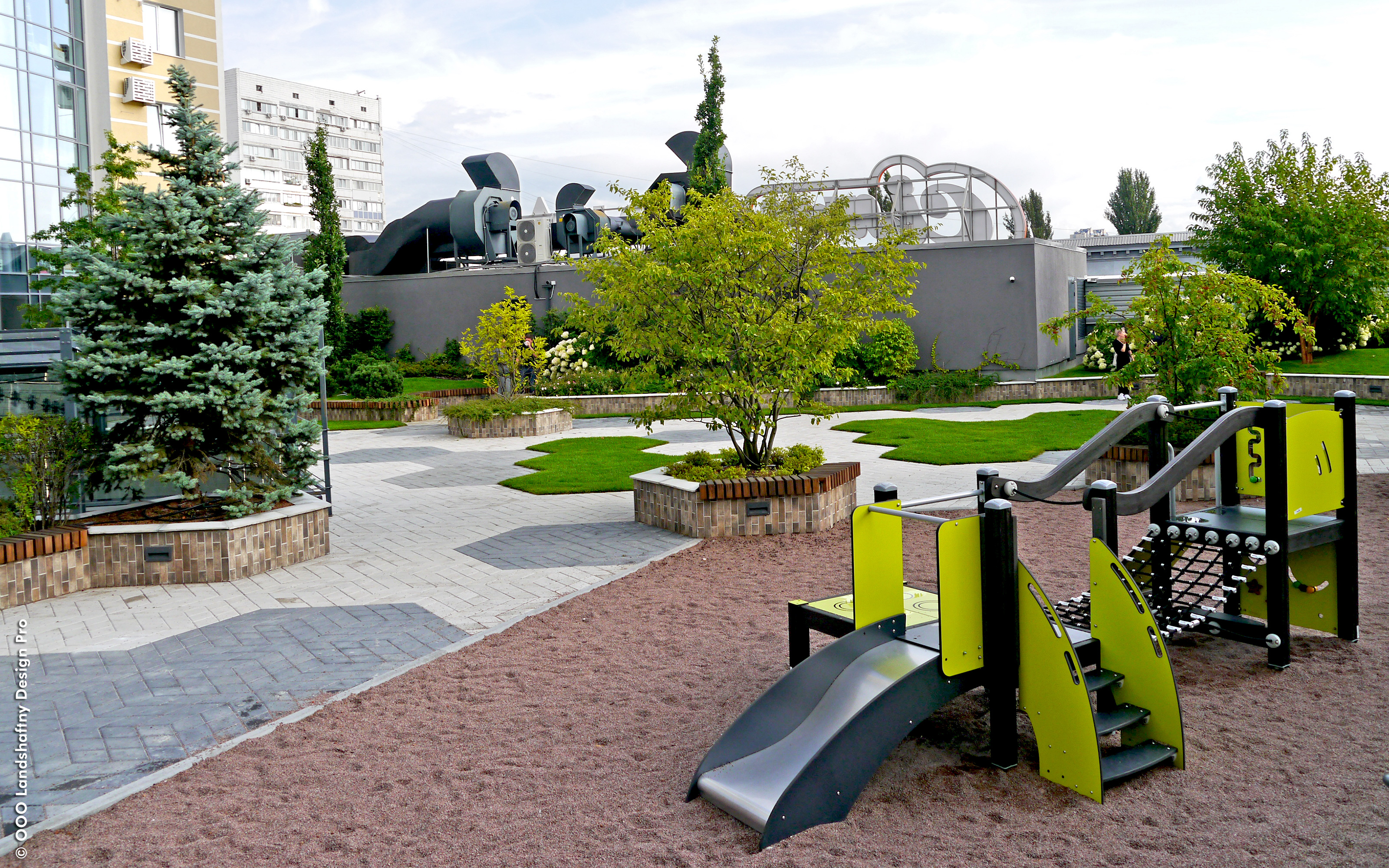 Roof garden with a playground