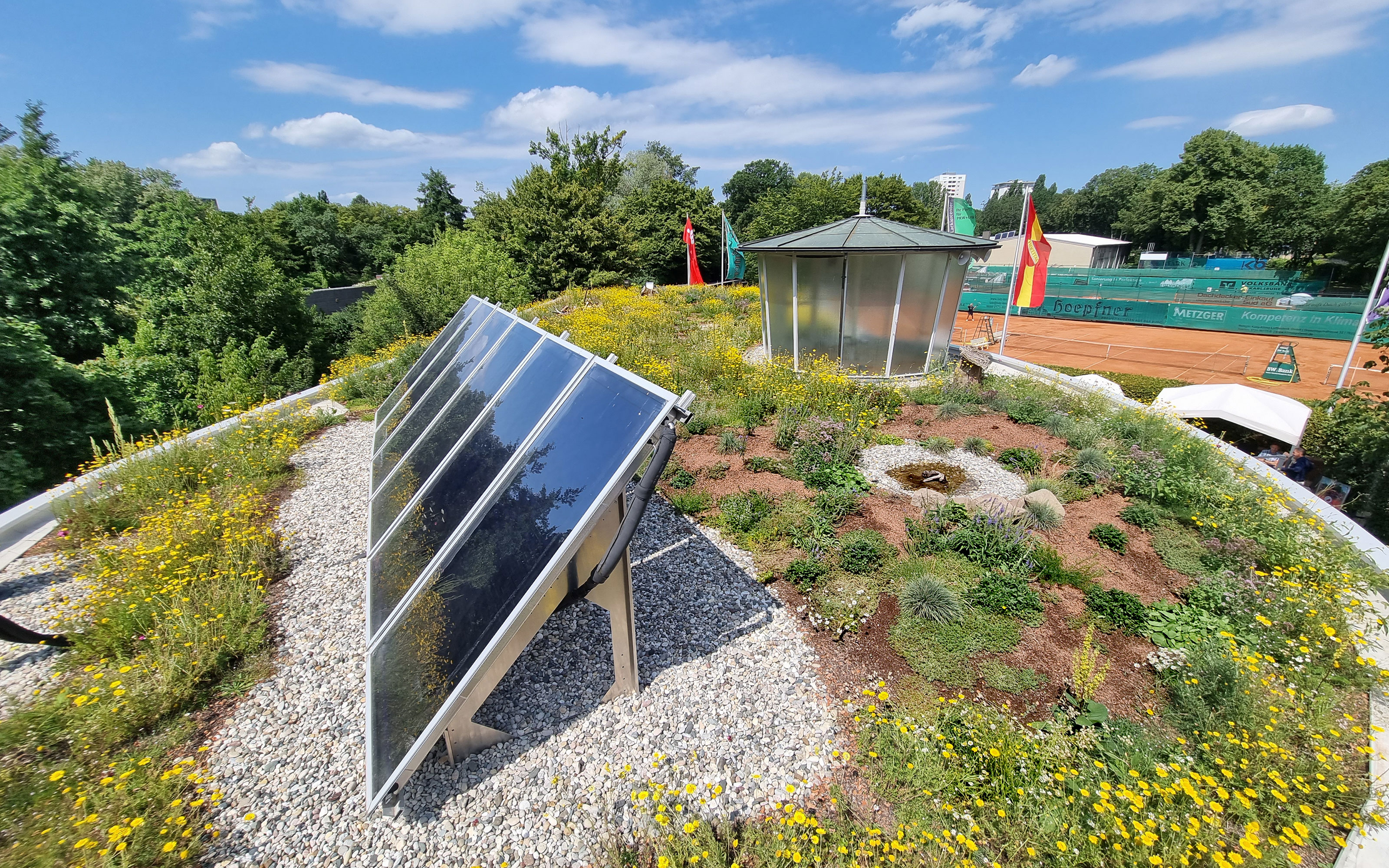 Green roof with a solar system