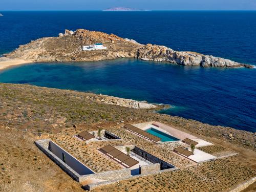 Bird's eye view onto a private property by the sea