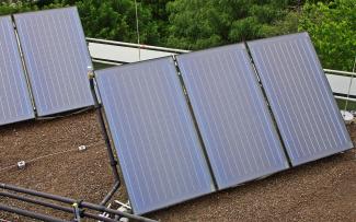 Solar thermal collectors on a flat roof