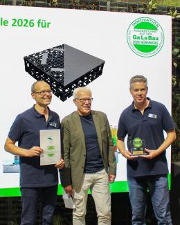 Award winners with GaLaBau Innovation medal