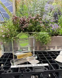 System build-up “Sponge City Roof” with award medal